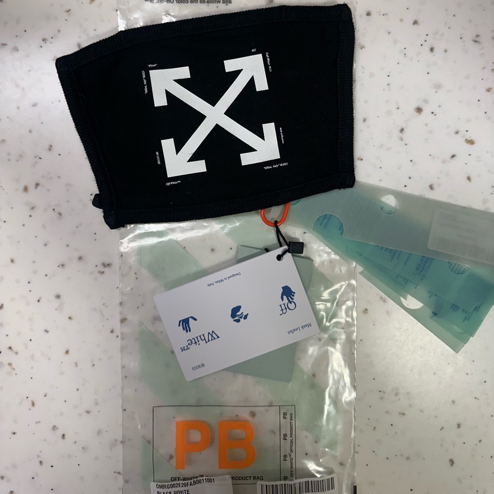 Off-White Face Mask